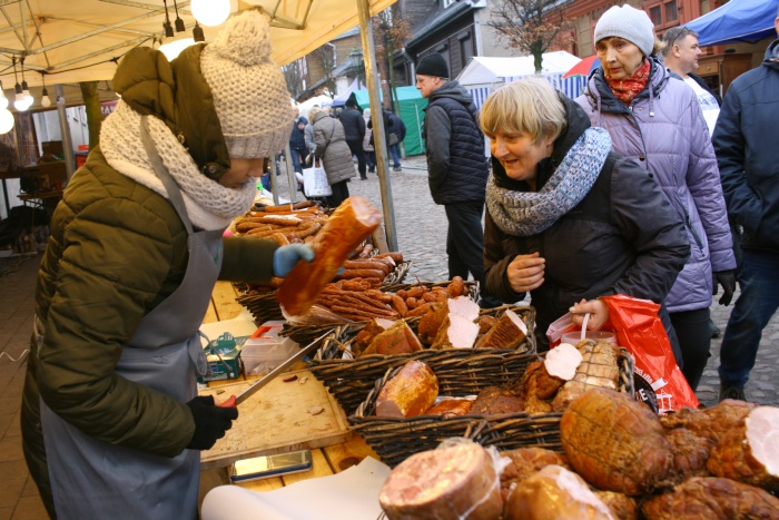 Municipal Fairs as an Opportunity for Polish Regiona Food Produces