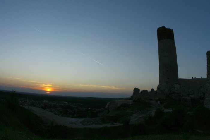 bruxnews olsztyn castle