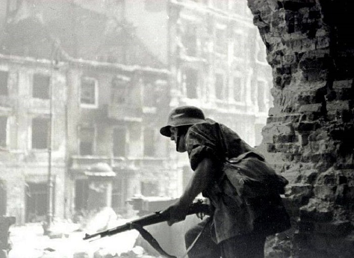 Uprising in Warsaw 1944