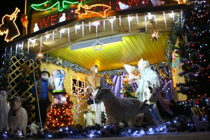 polish art of christmas illumination-1